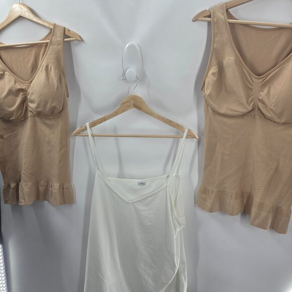Bundle of 2 Shapewear Beige Tanks 1 White Cami 2x - Picture 1 of 15